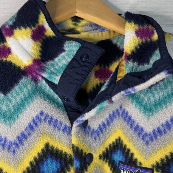 Patagonia Women's Size Medium Synchilla Fleece Aztec Navaho Pullover Sweater - Picture 6 of 7